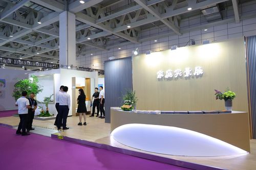 璀璨啟航 2023中國嬰幼兒照護服務行業發展大會暨成果展覽活動在濟召開